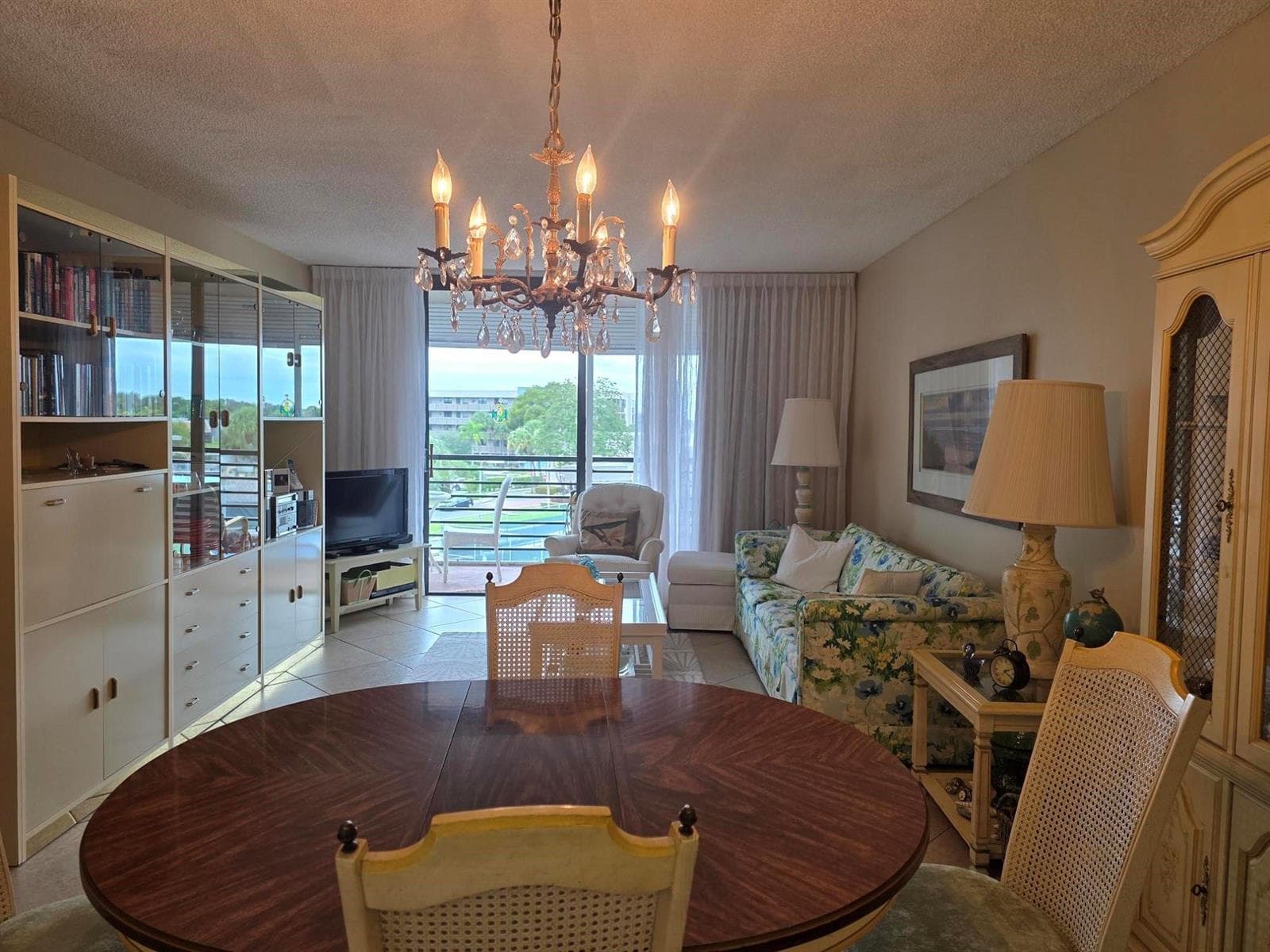 1001 Colony Point Circle # 405, Pembroke Pines, FL 33026 photo 3