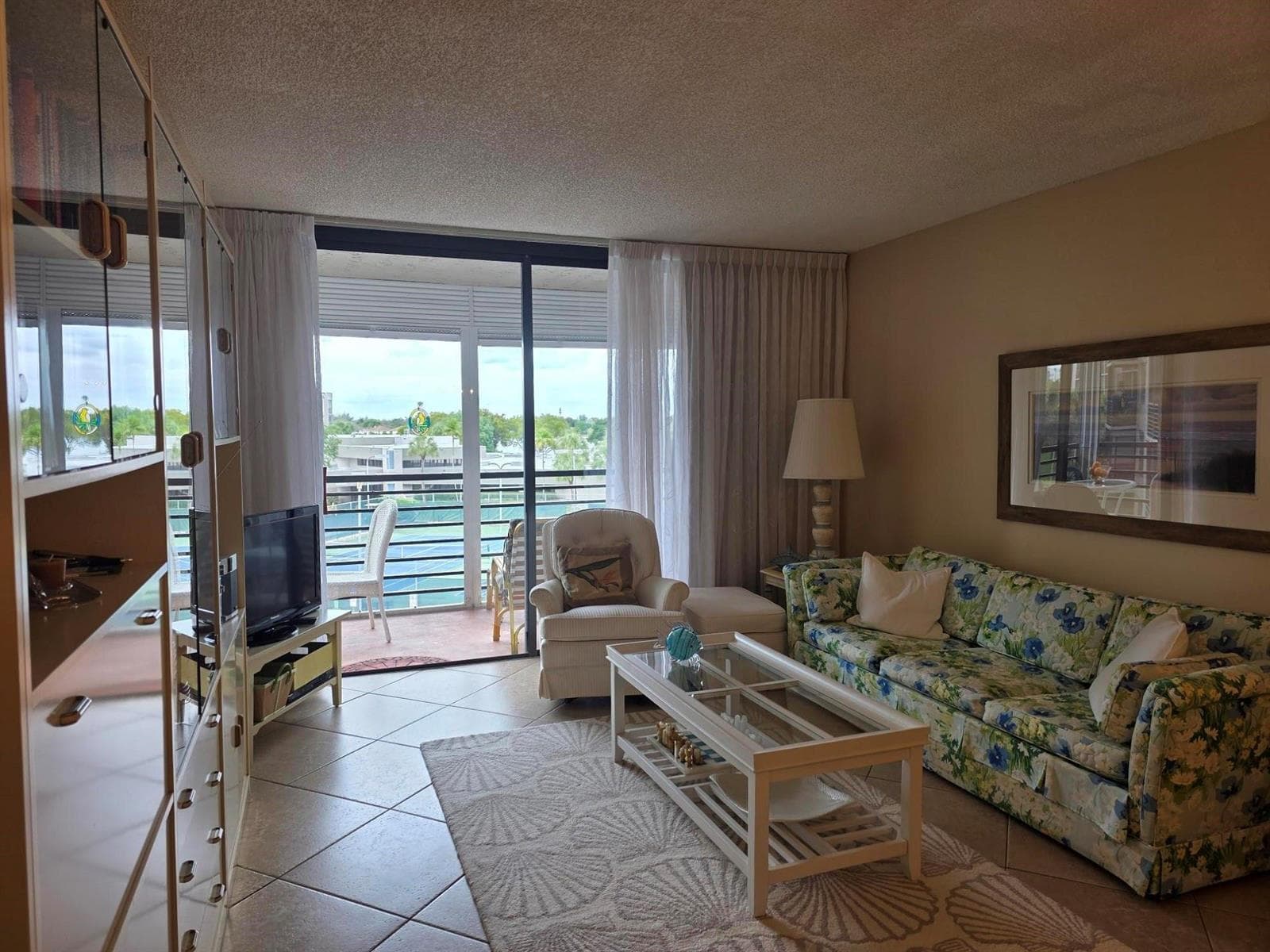 1001 Colony Point Circle # 405, Pembroke Pines, FL 33026 photo 4
