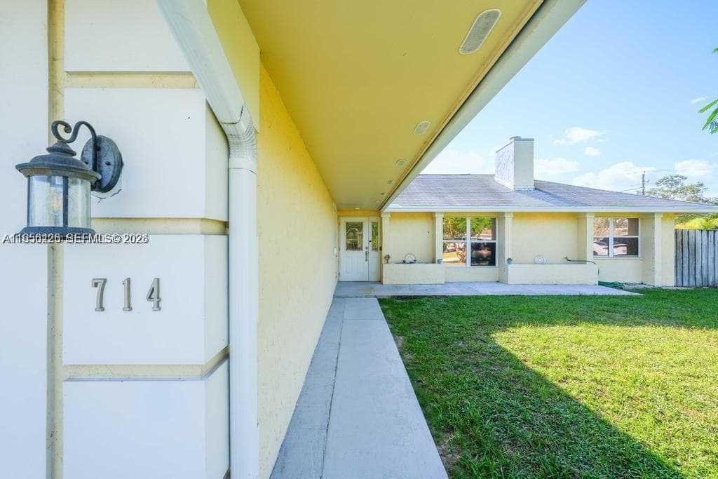 714 NE Lanfair St, Port St. Lucie, FL 34983 photo 5