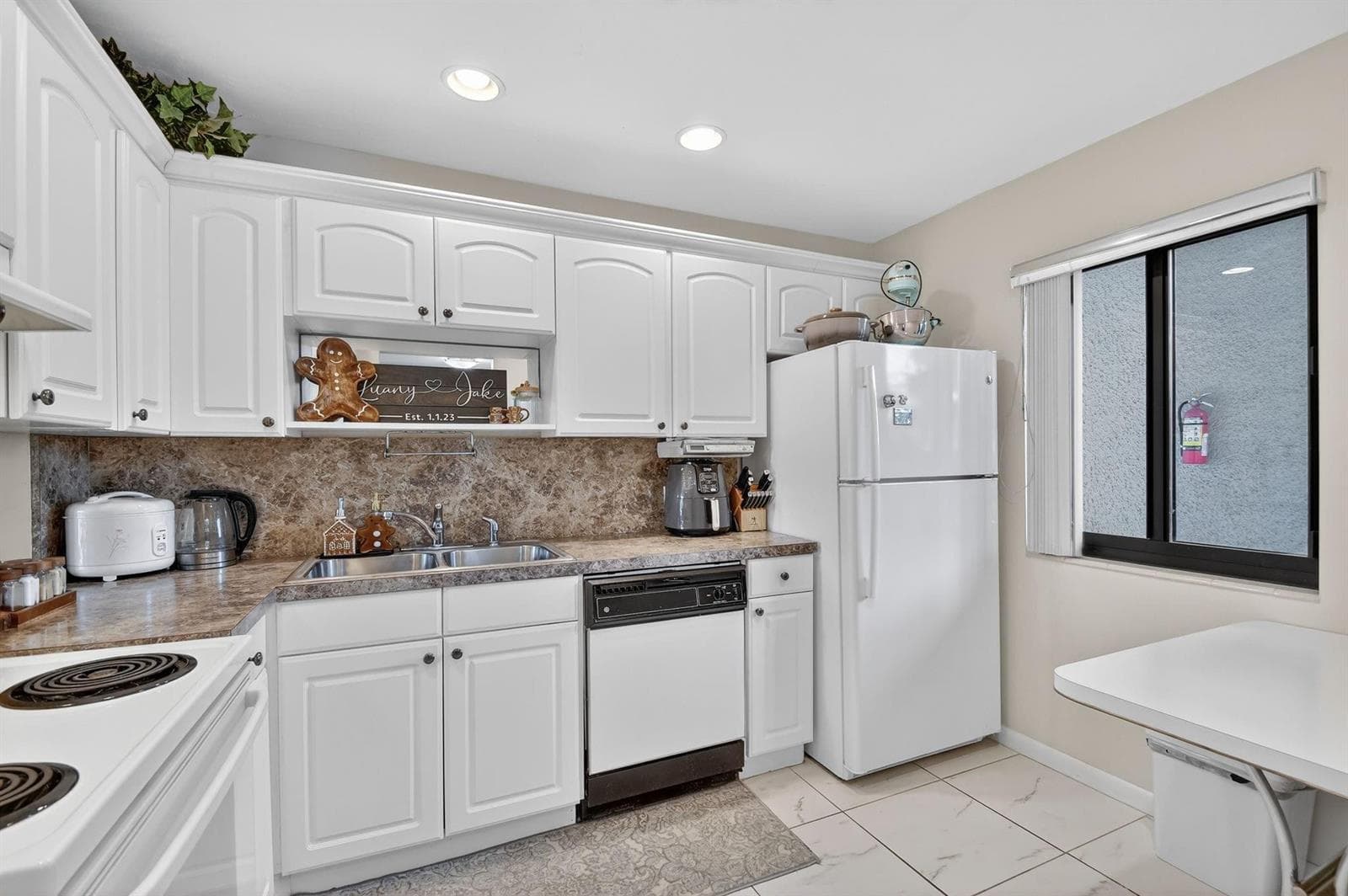 4272 Deste Court # 106, Lake Worth, FL 33467 photo 2