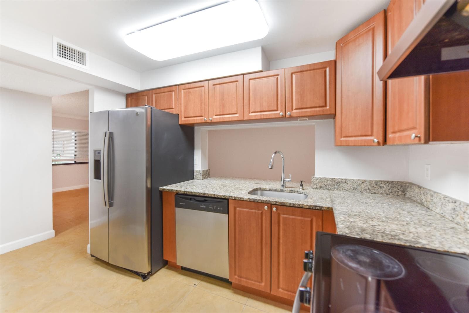6053 10th 140 Avenue N # 140, FL 33463 photo 5