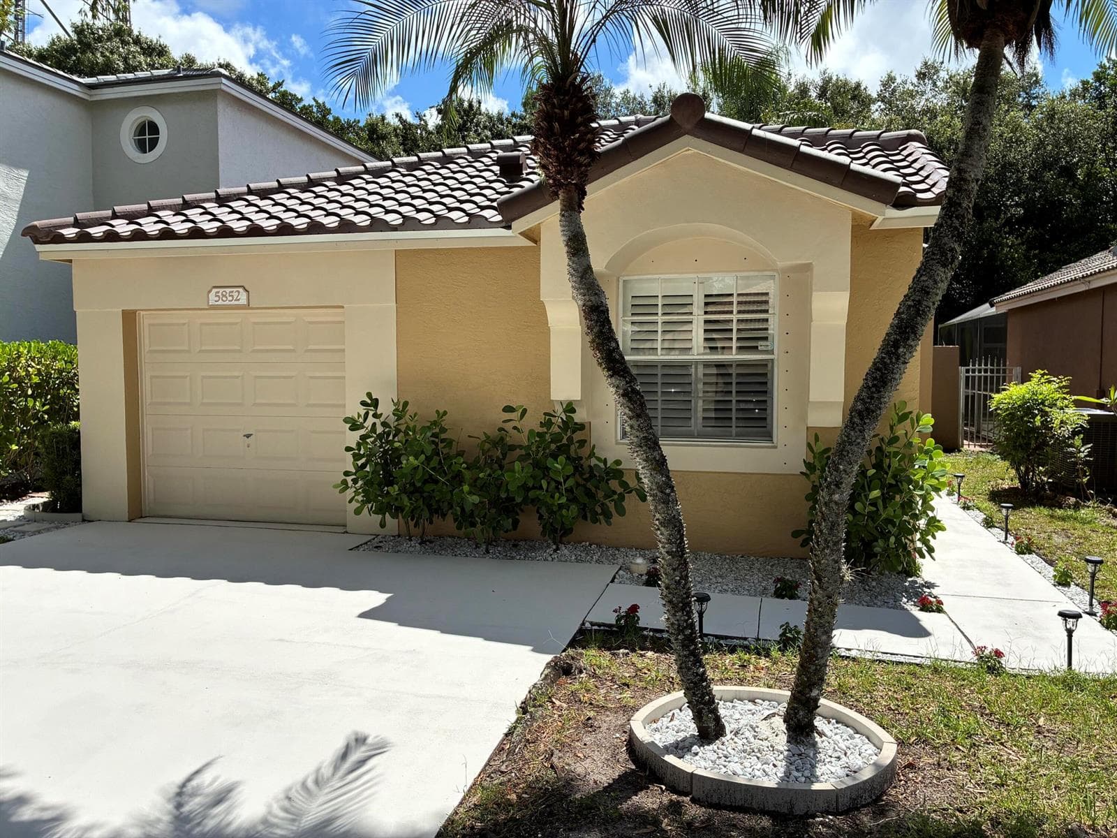 5852 Eagle Cay Terrace, Coconut Creek, FL 33073 photo 2
