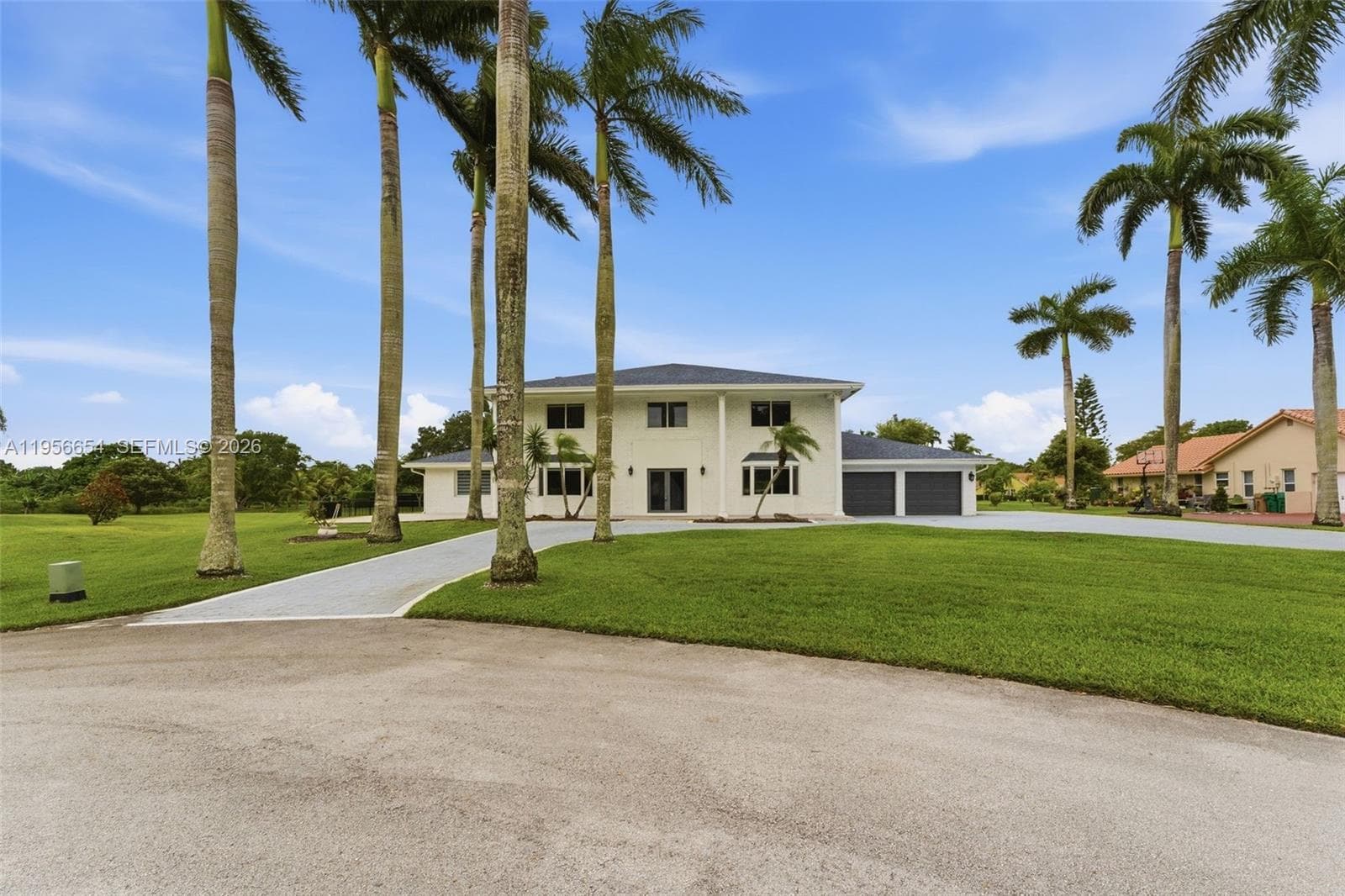 11824 SW 43rd Ct, Davie, FL 33330 photo 2