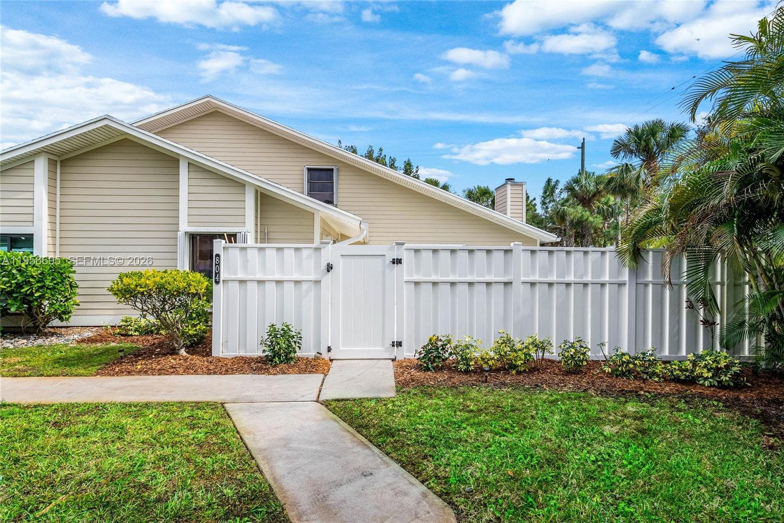 804 Summerwinds Ln, Jupiter, FL 33458 photo 2