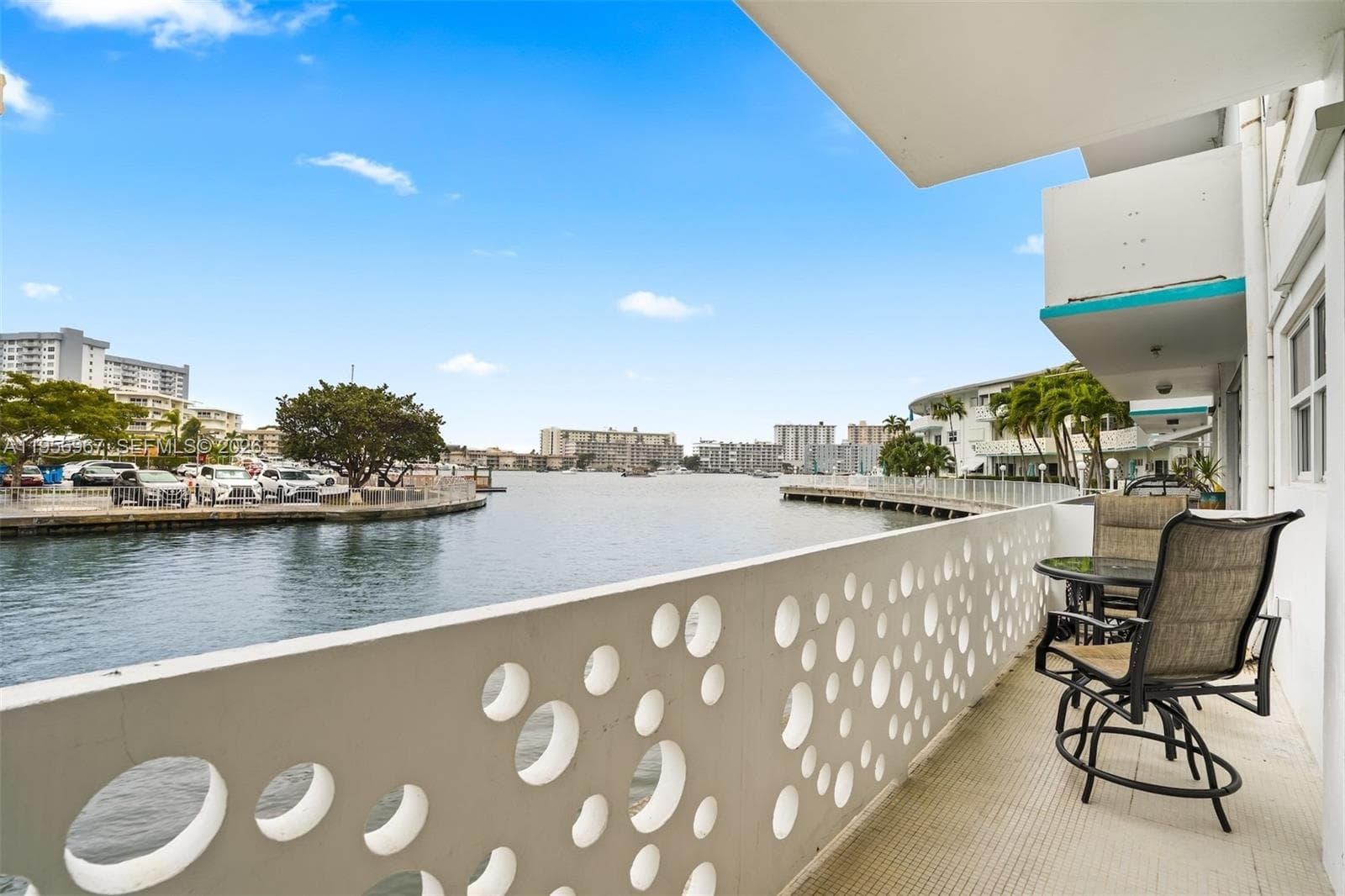 2500 Diana Dr # 104, Hallandale Beach, FL 33009 photo 2