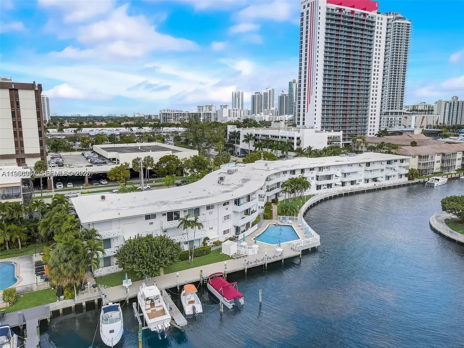 2500 Diana Dr # 104, Hallandale Beach, FL 33009