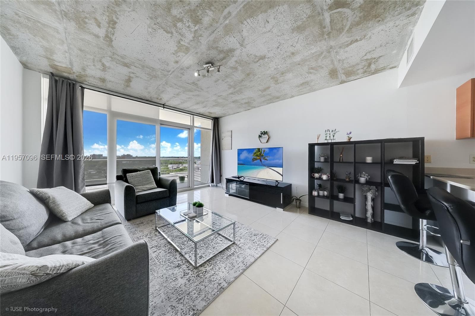 3250 NE 1st Ave # 811, Miami, FL 33137 photo 4