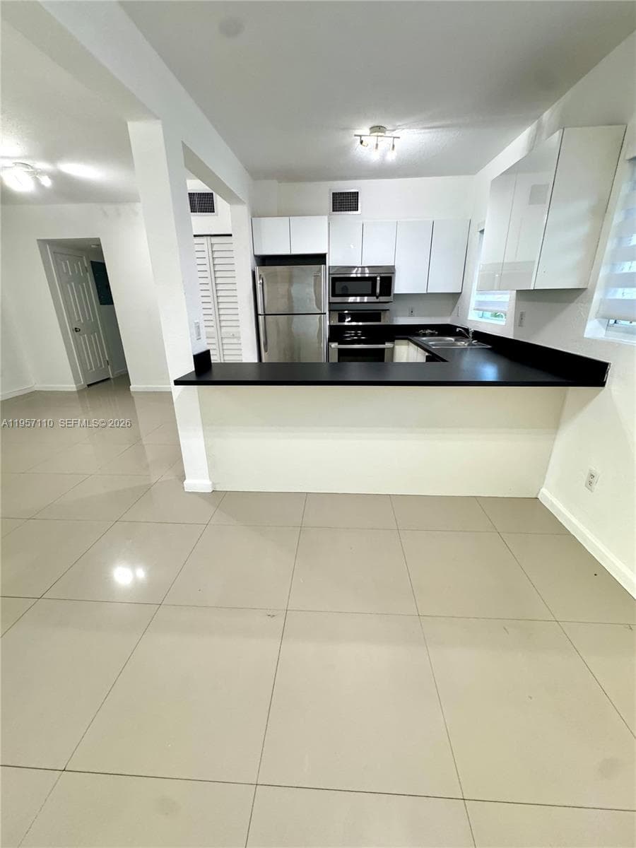 8035 Crespi Blvd # 2, Miami Beach, FL 33141 photo 5