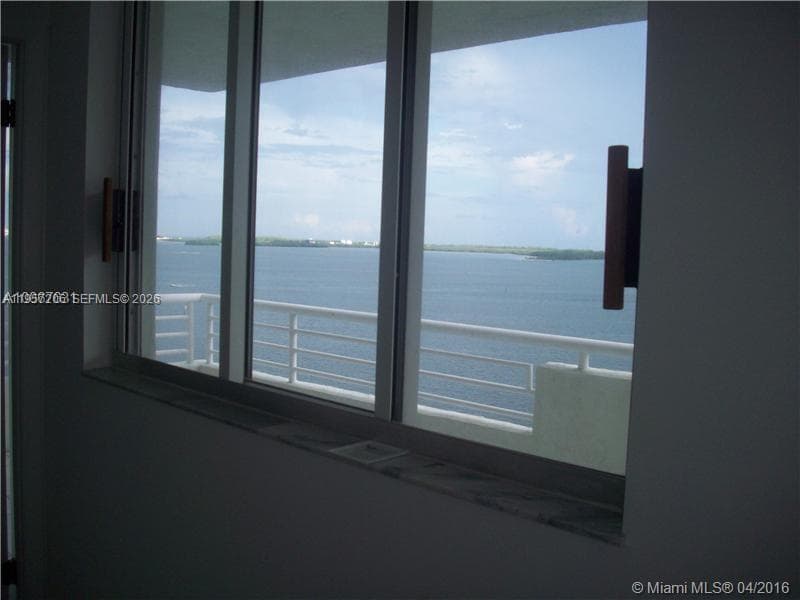 1402 Brickell Bay Dr # 1103, Miami, FL 33131 photo 4