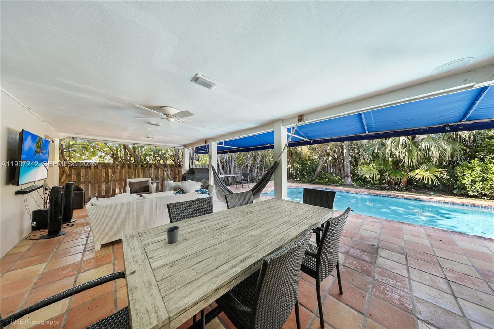 526 Satinwood Dr, Key Biscayne, FL 33149 photo 4