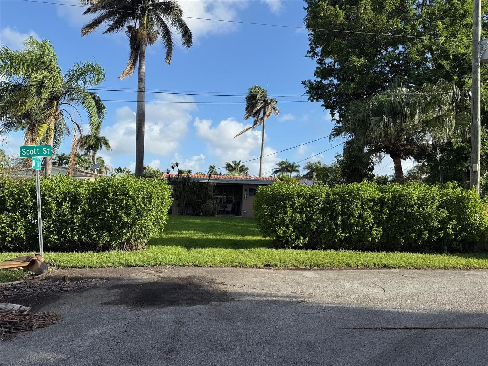 1526 Shenandoah Street, Hollywood, FL 33020 photo 2