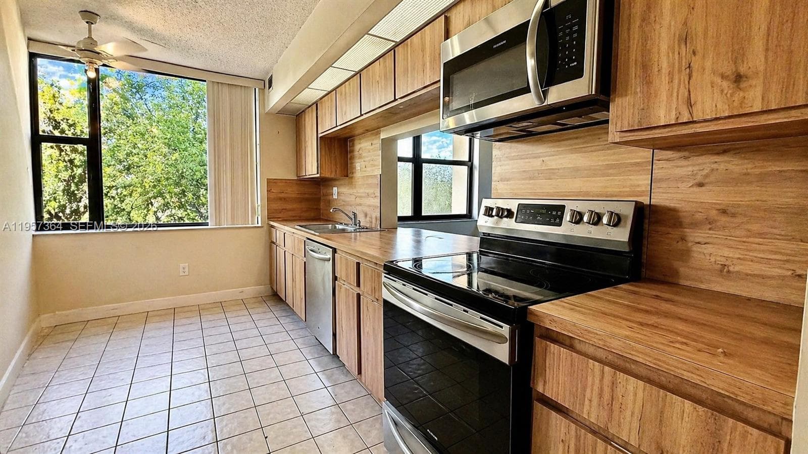 6800 Cypress Rd # 501, Plantation, FL 33317 photo 3