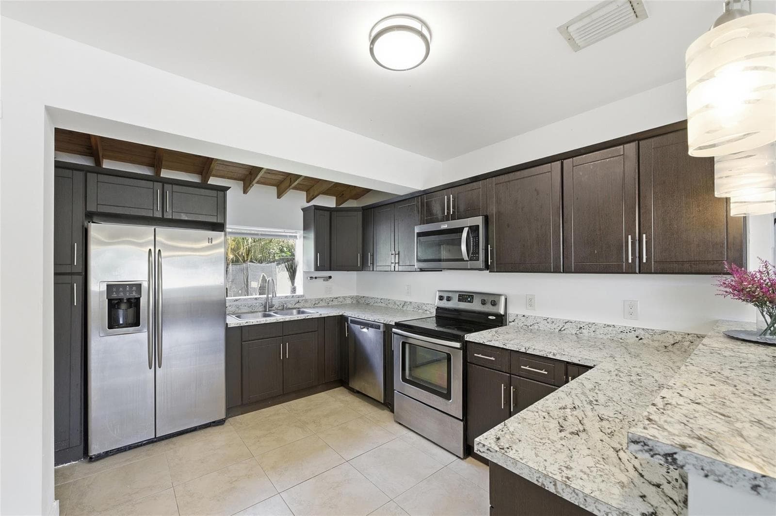 1435 SW 5th Court, Fort Lauderdale, FL 33312 photo 4