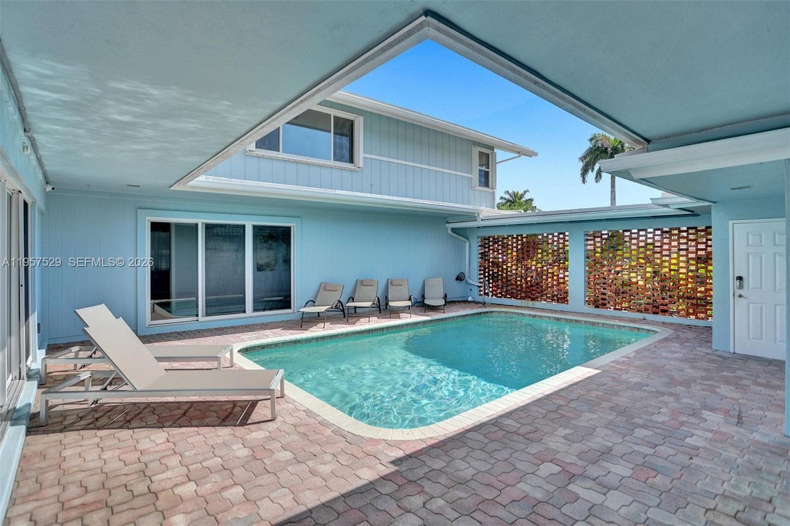 1341 SE 7th Ave, Pompano Beach, FL 33060 photo 3