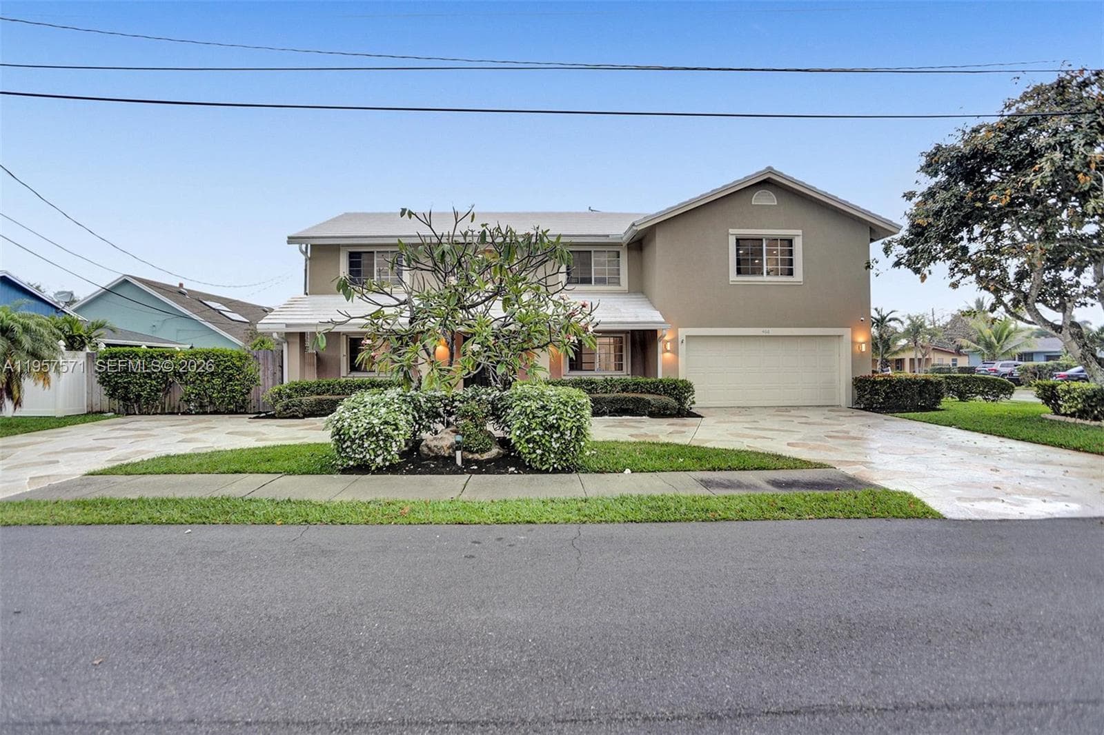466 NE 8th Ave, Deerfield Beach, FL 33441 photo 2