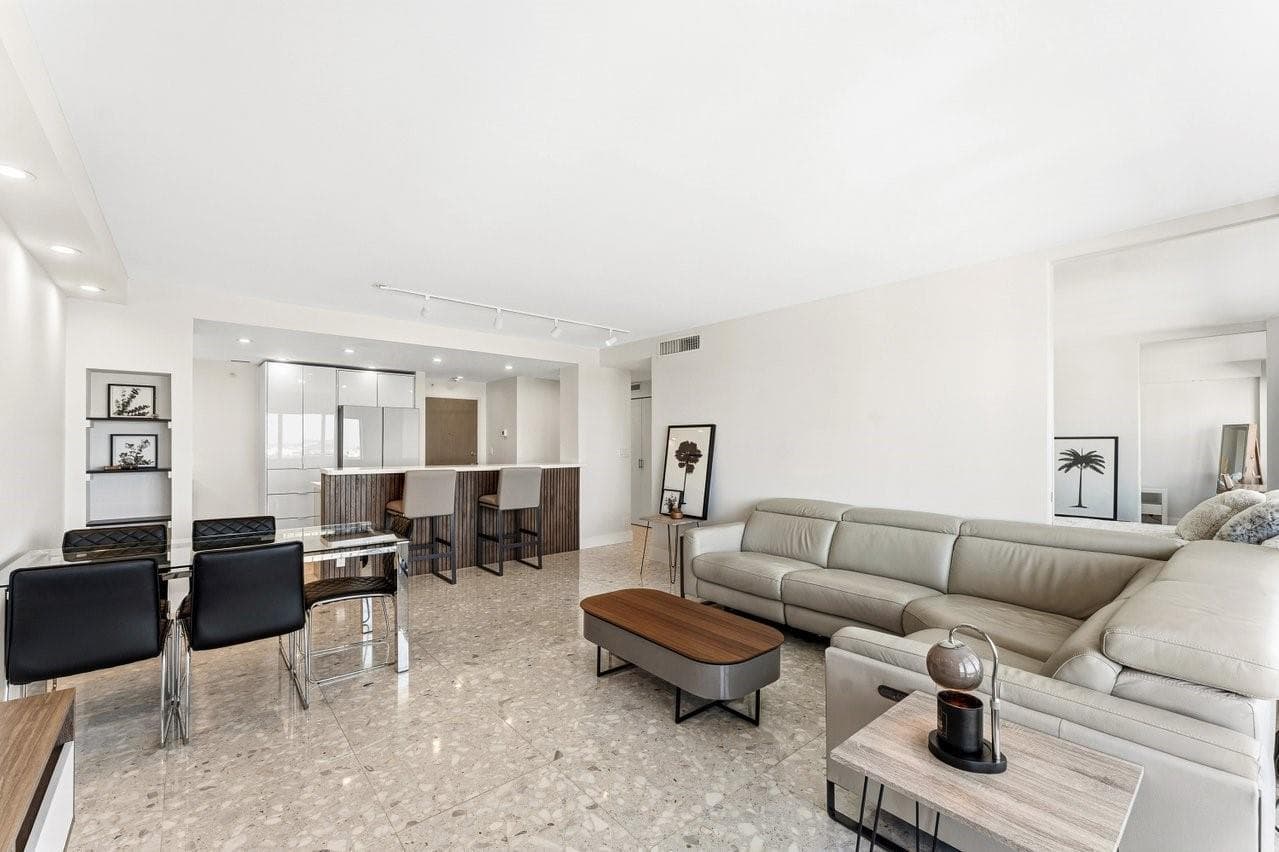 340 Sunset Drive # 1808, Fort Lauderdale, FL 33301 photo 4