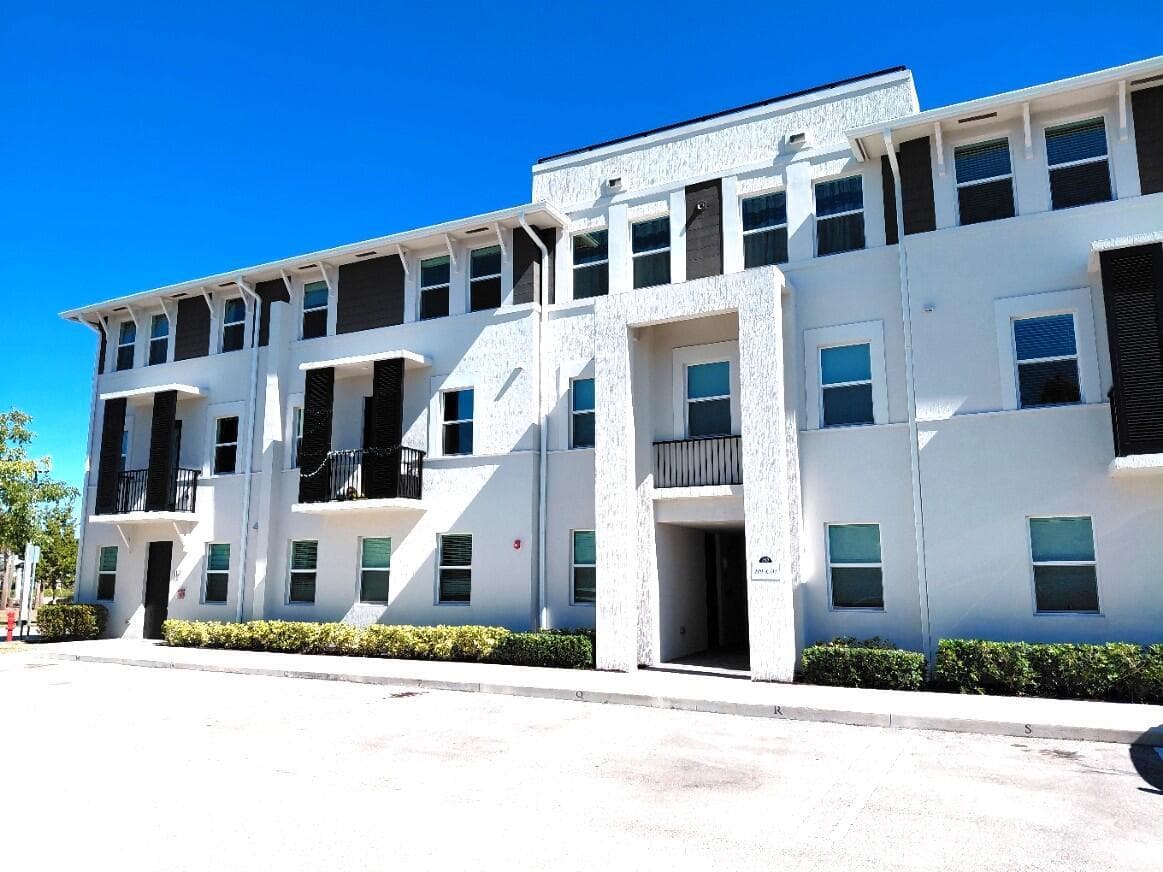 8878 Lake Worth Road # 209, Lake Worth, FL 33467 photo 2