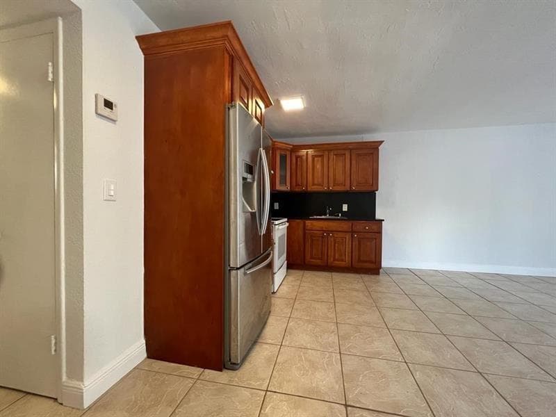 7851 Dunham Boulevard # 4, Miami, FL 33138 photo 3