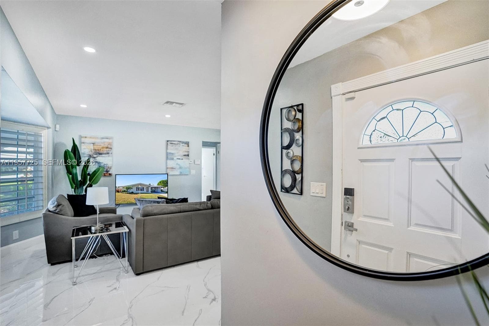 477 SE 17th Ter, Deerfield Beach, FL 33441 photo 2