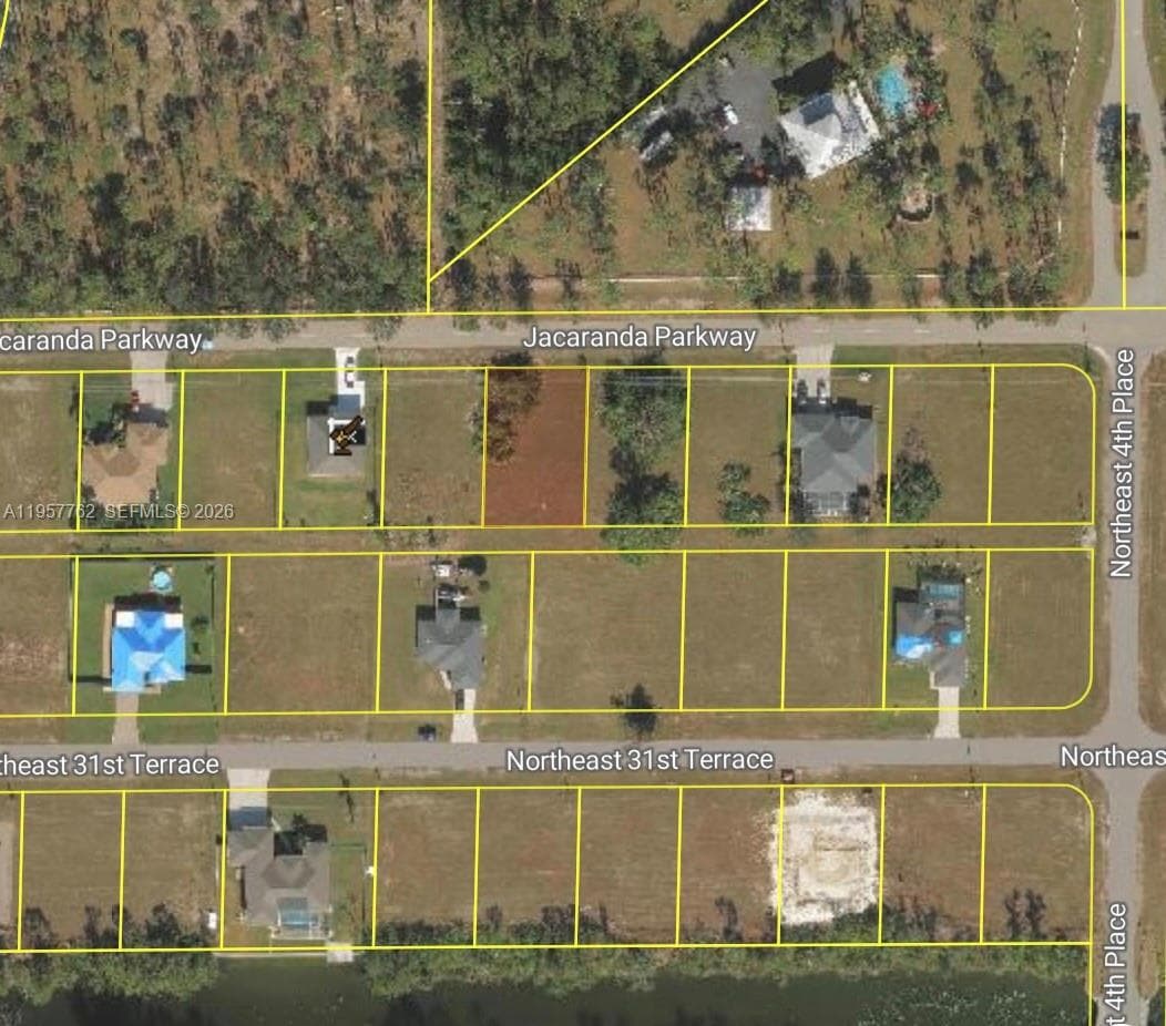 324 Jacaranda Pkwy E, Cape Coral, FL 33909