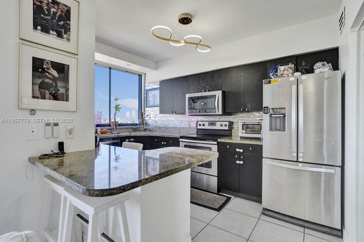 1330 West Ave # 1811, Miami Beach, FL 33139 photo 2