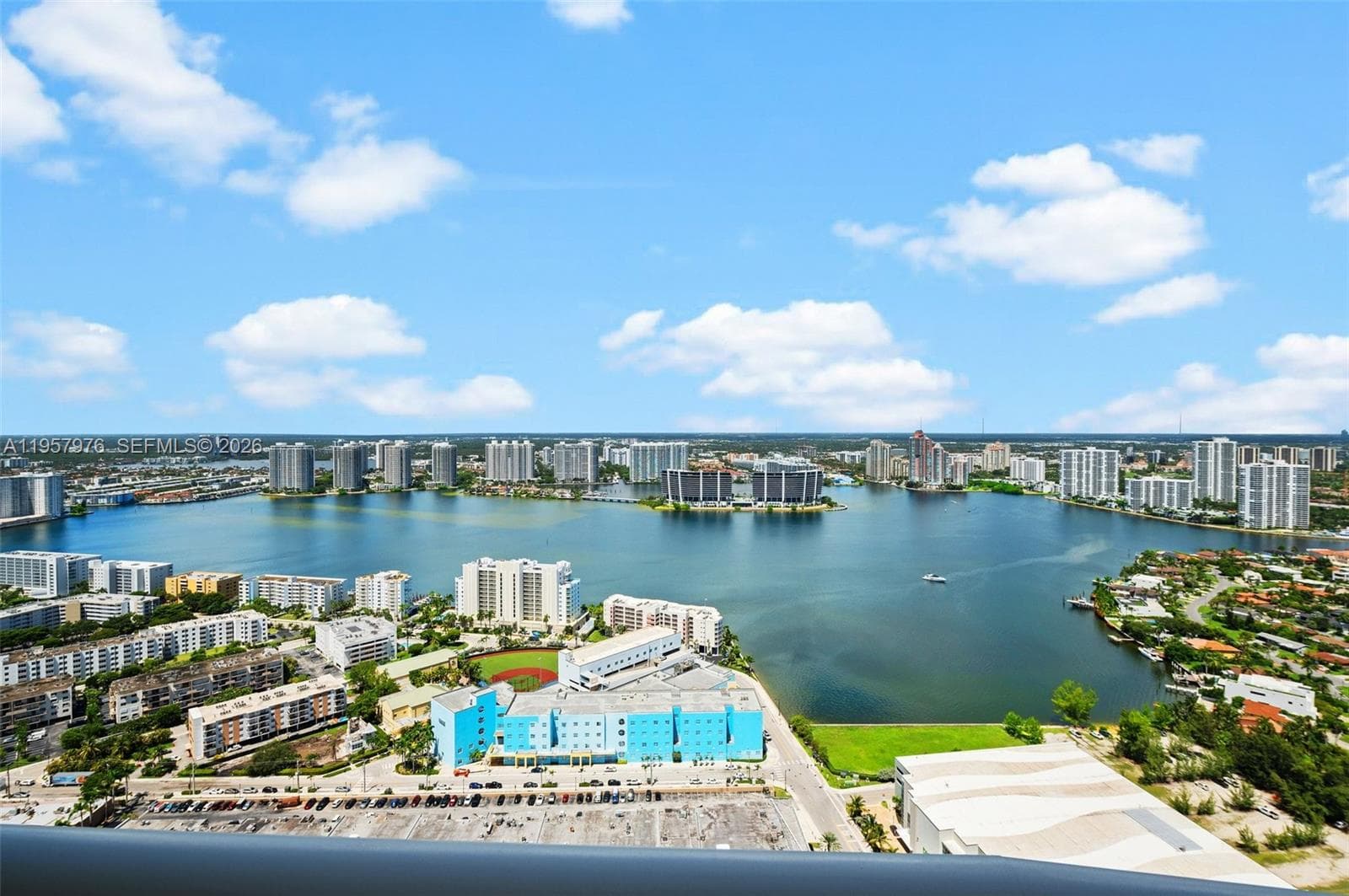 18201 Collins Ave # 5201, Sunny Isles Beach, FL 33160 photo 2