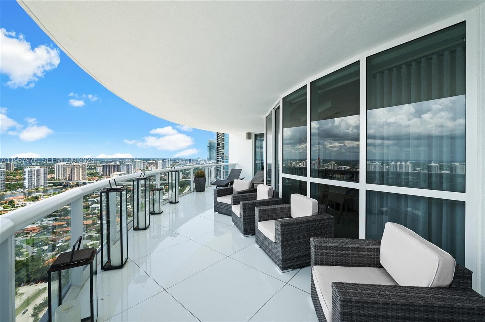 18201 Collins Ave # 5201, Sunny Isles Beach, FL 33160 photo 3