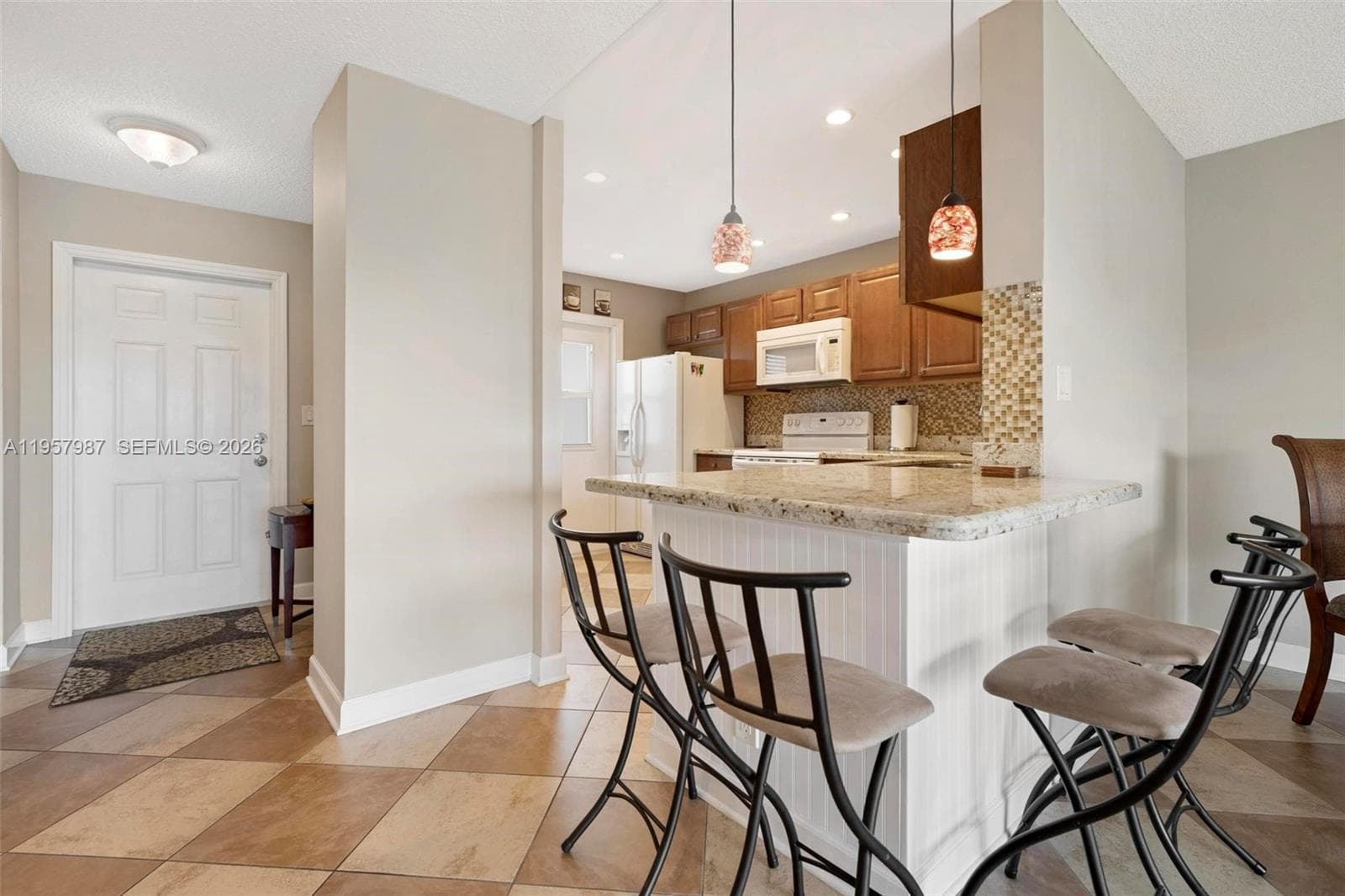 1000 NE 14th Ave # 602, Hallandale Beach, FL 33009 photo 4