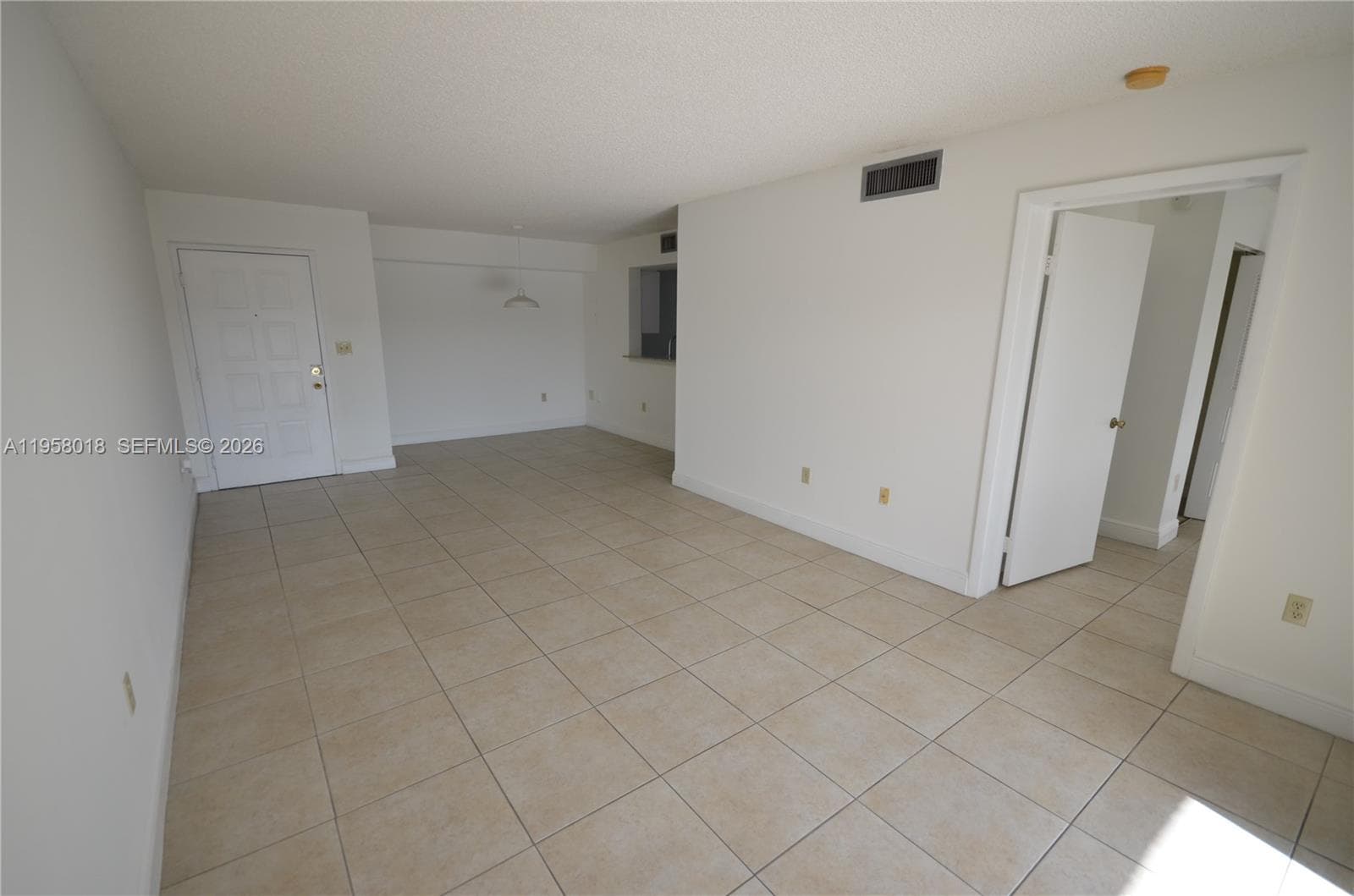 15201 SW 80th St # 207, Miami, FL 33193 photo 4