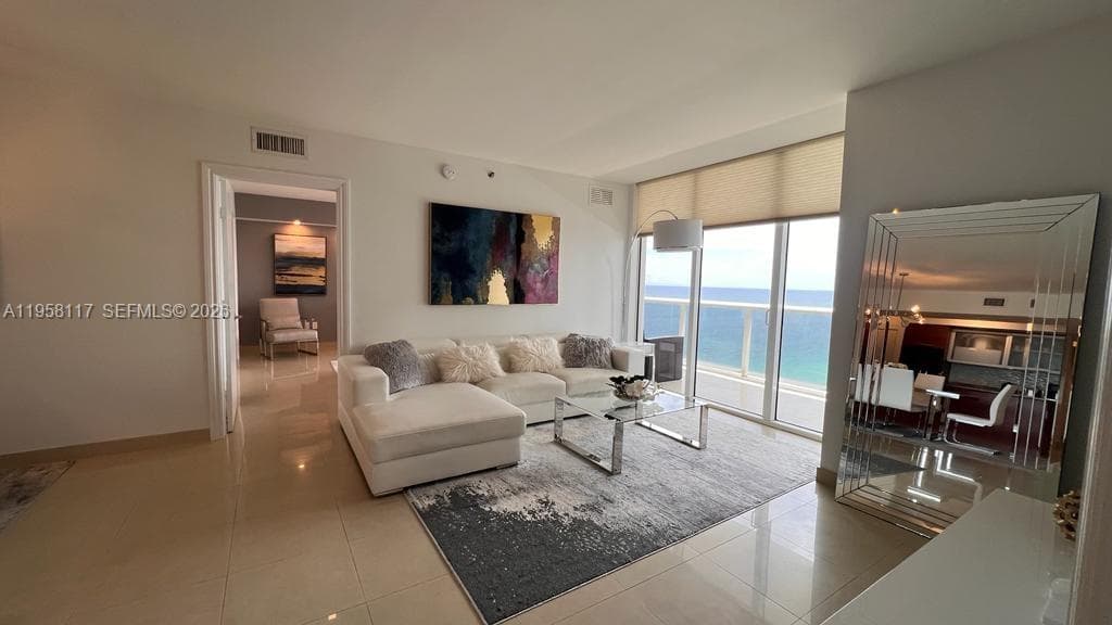 1830 S Ocean Dr # 3404, Hallandale Beach, FL 33009