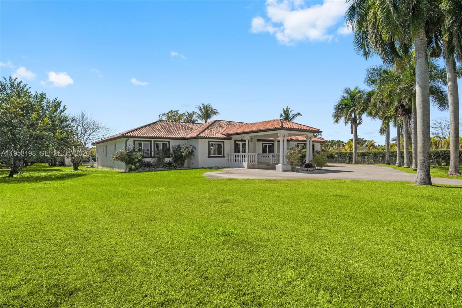 16800 SW 190th St, Miami, FL 33187 photo 4