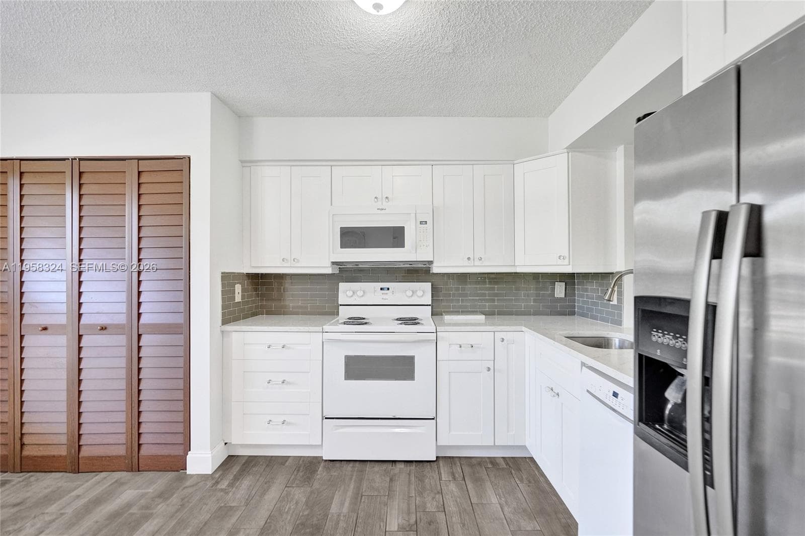 4570 NW 18th Avenue # 202, Deerfield Beach, FL 33064 photo 4