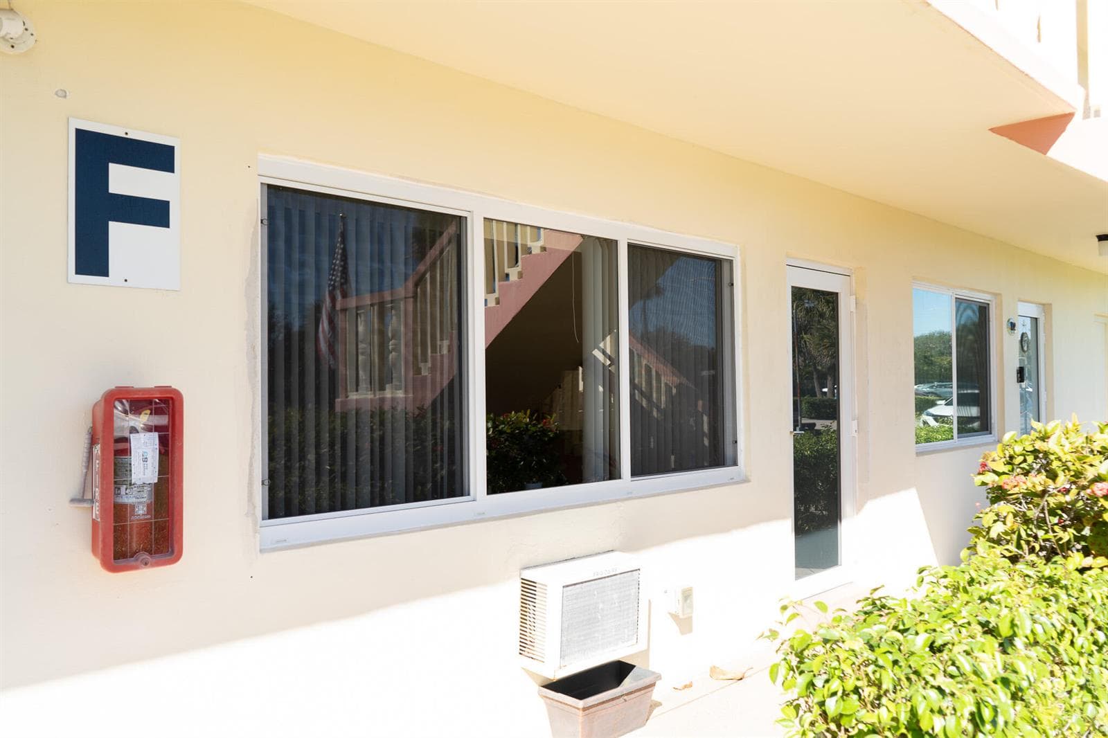 131 Easthampton F, West Palm Beach, FL 33417 photo 5