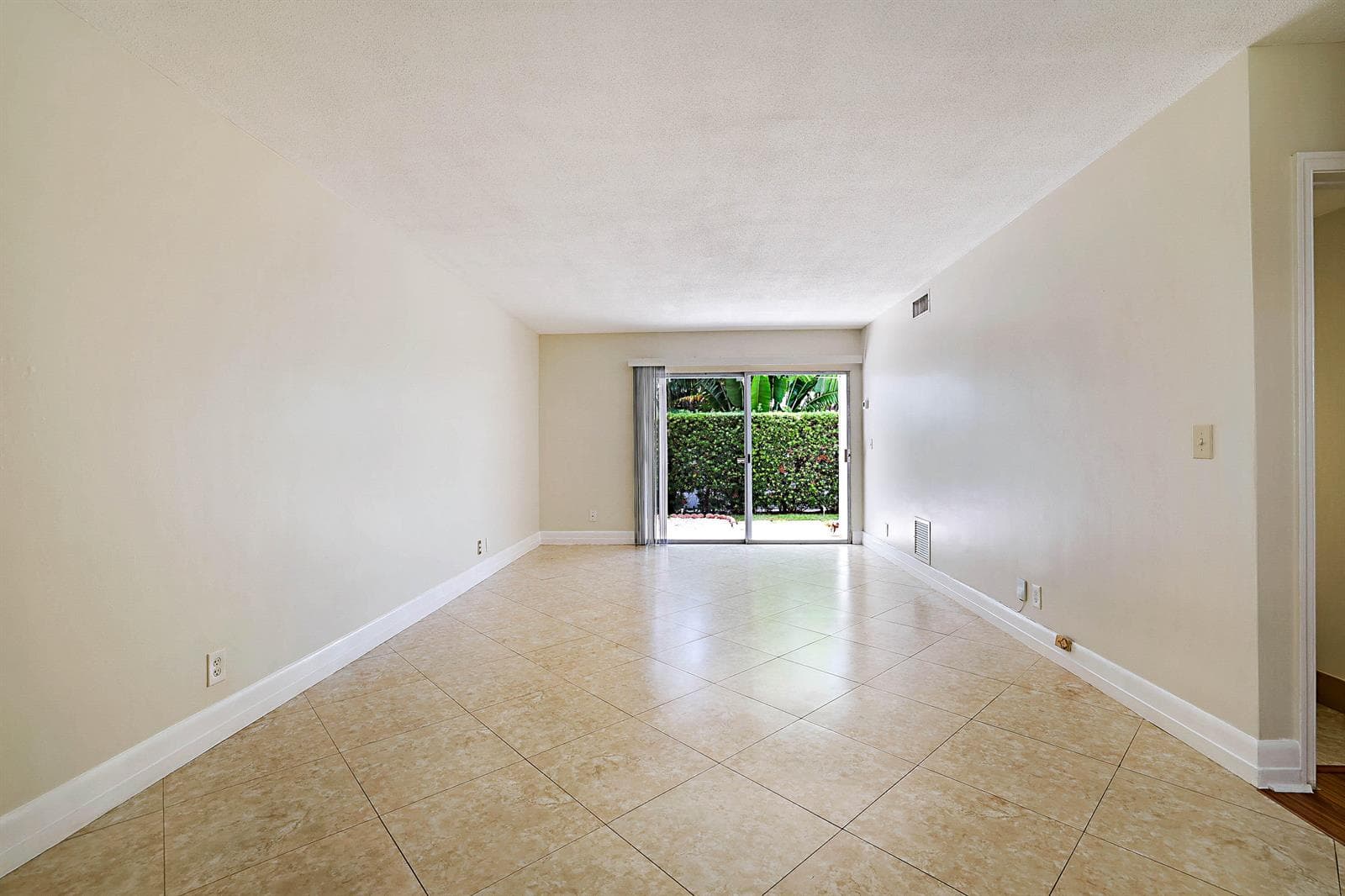 148 Yacht Club Drive # 10, North Palm Beach, FL 33408 photo 5