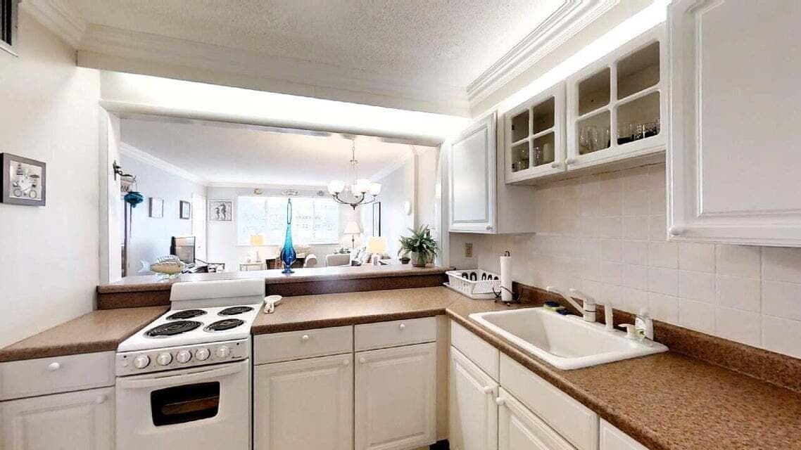 2616 Garden Drive N # 209, Lake Worth, FL 33461 photo 2