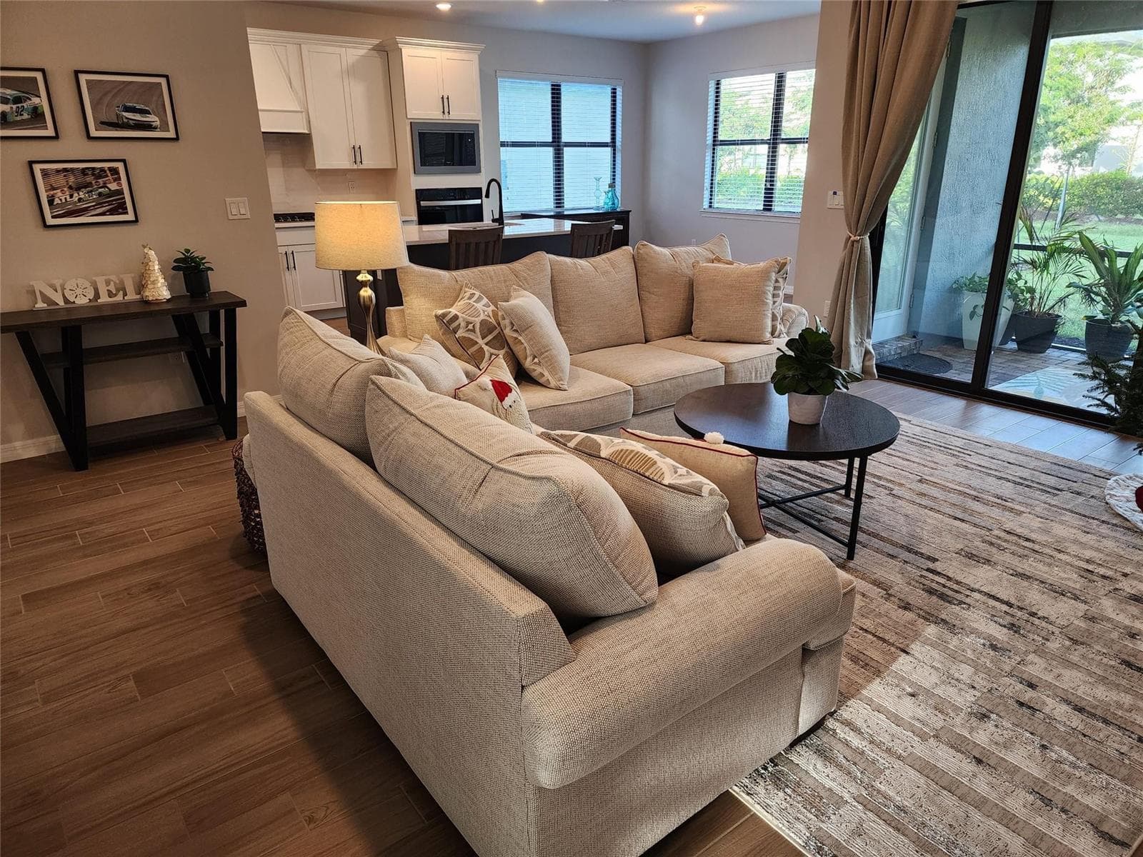 4422 S Silverwood Lane, Oakland Park, FL 33309 photo 5