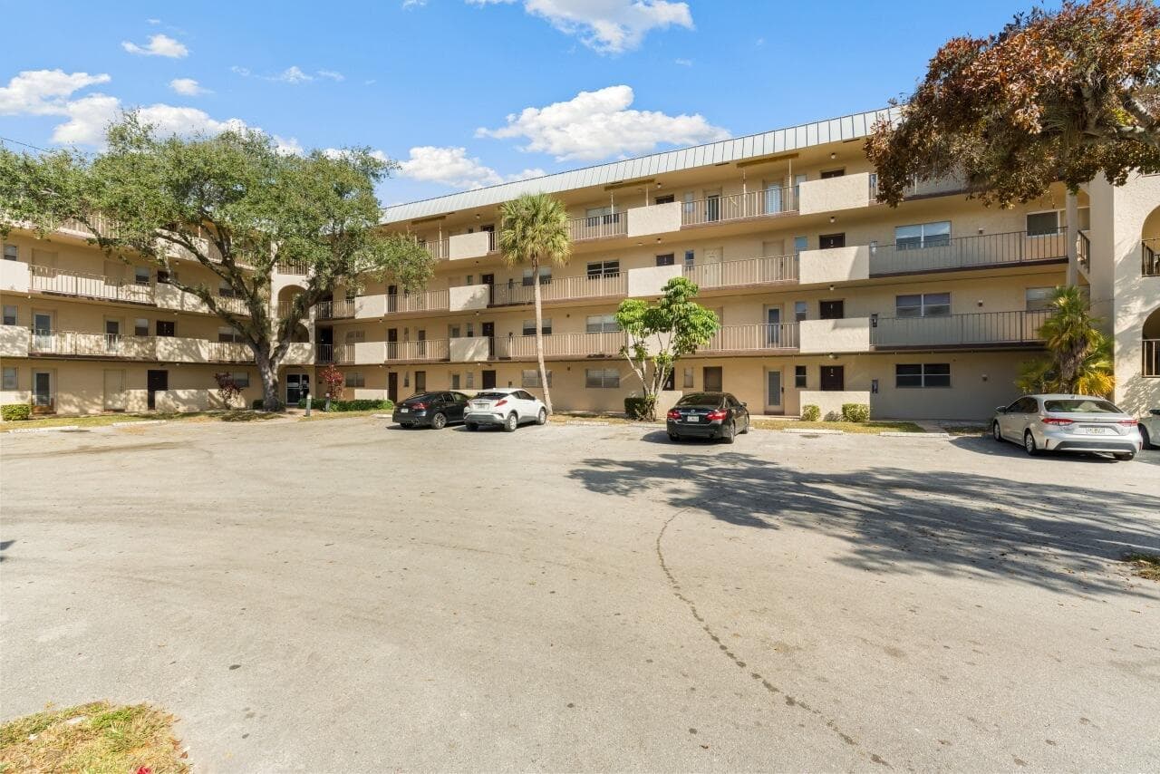 6301 N Falls Cir Drive # 307, Lauderhill, FL 33319 photo 4