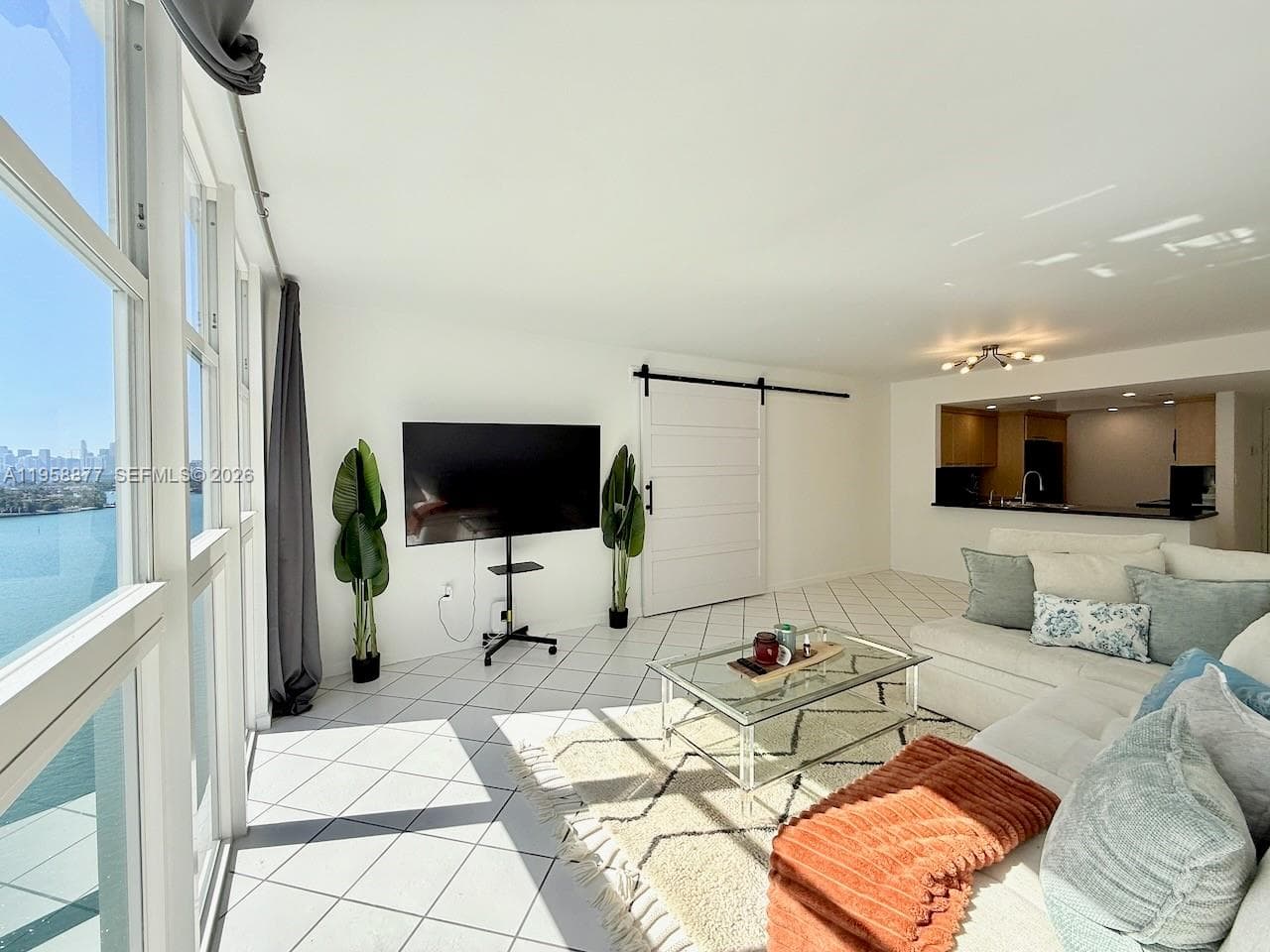 1228 West Ave # 1415, Miami Beach, FL 33139 photo 3