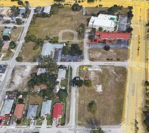 84 SW 1 Court, Deerfield Beach, FL 33441 photo 4