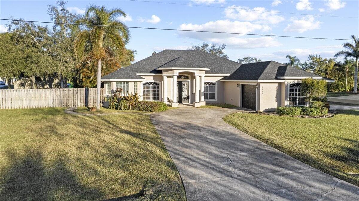 2161 SW Hyacinth Street, Port St. Lucie, FL 34953 photo 2
