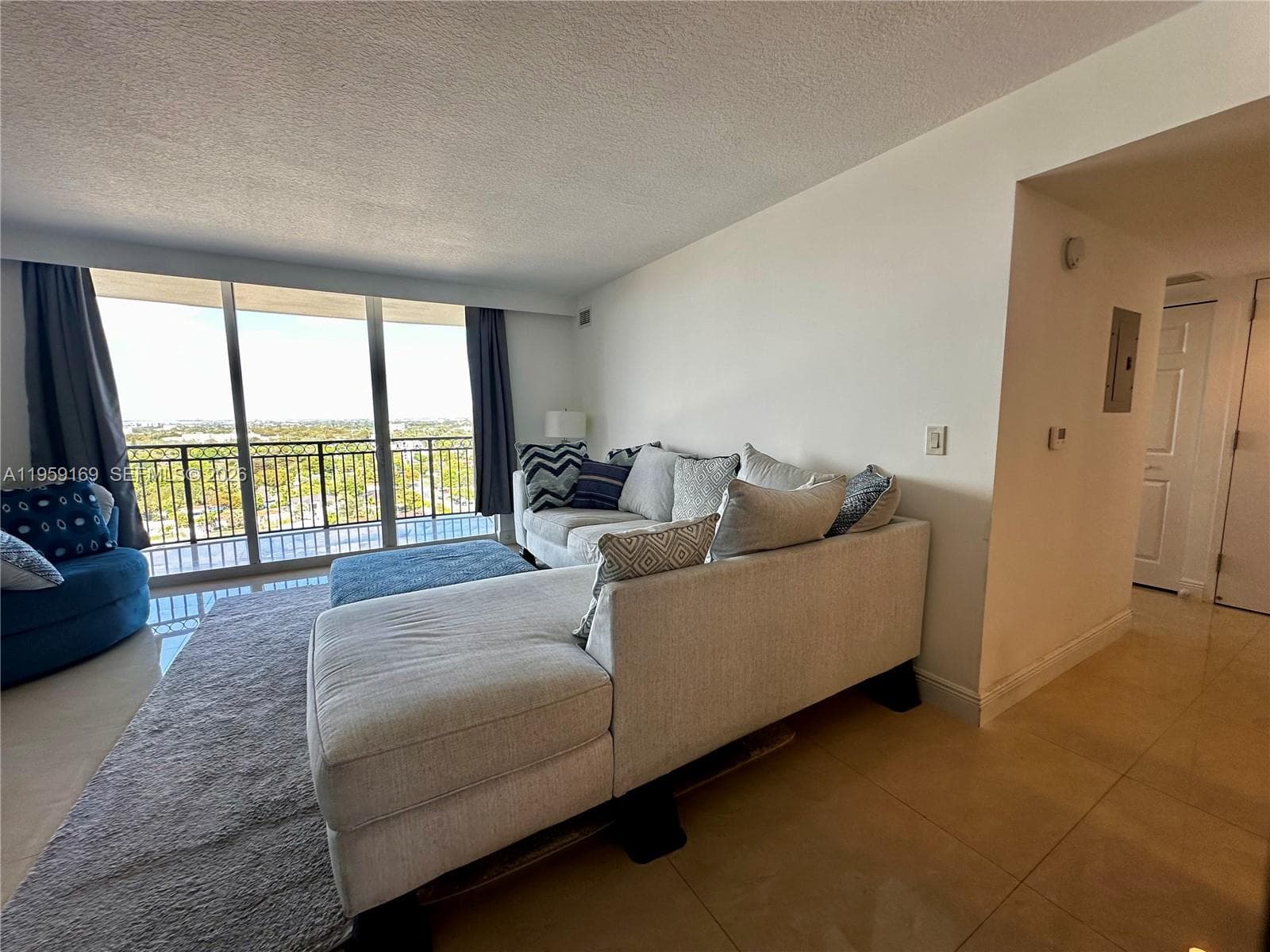 3232 SW 22nd Ter # 1604, Miami, FL 33145 photo 2