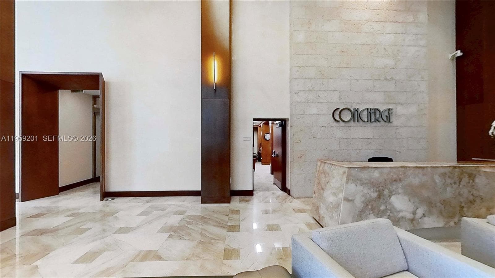 31 SE 5th St # 2408, Miami, FL 33131 photo 4