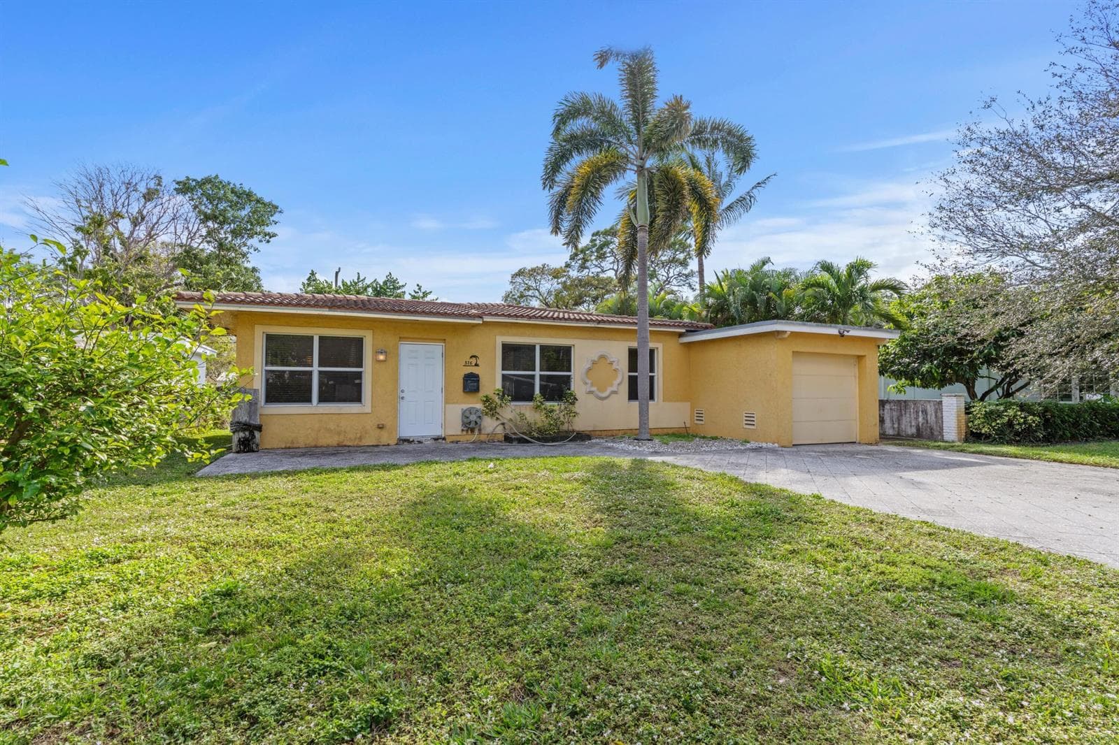 516 SW 17th Street, Fort Lauderdale, FL 33315 photo 2