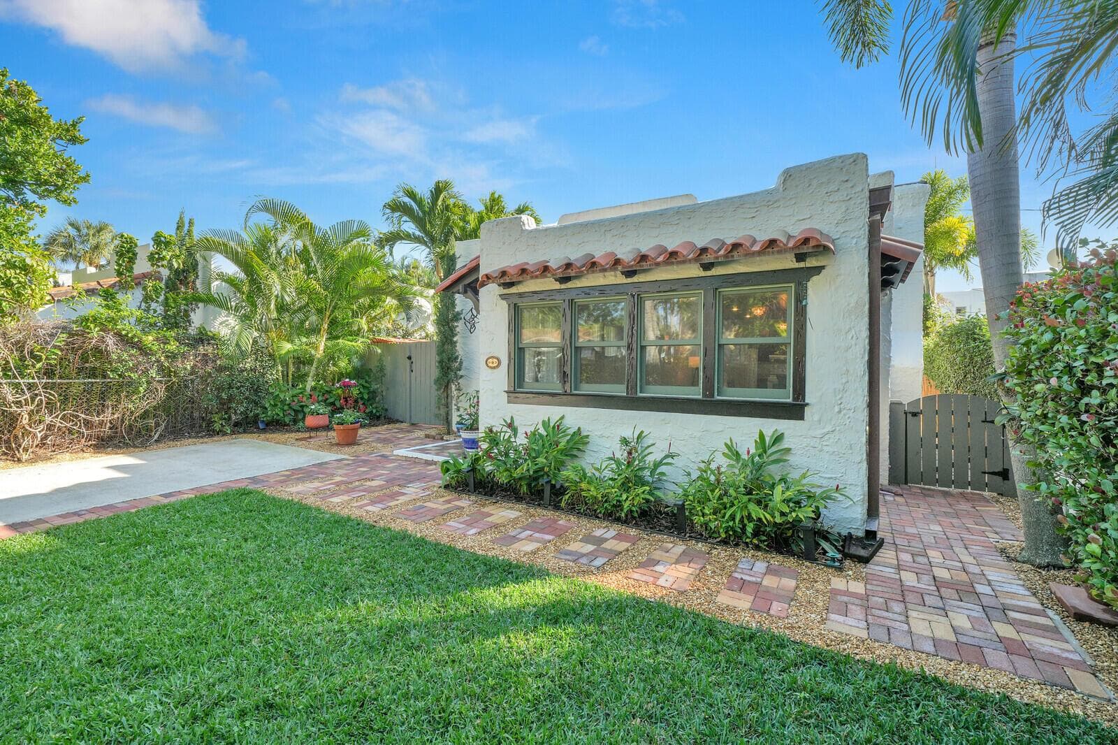 744 Penn Street, West Palm Beach, FL 33401 photo 4