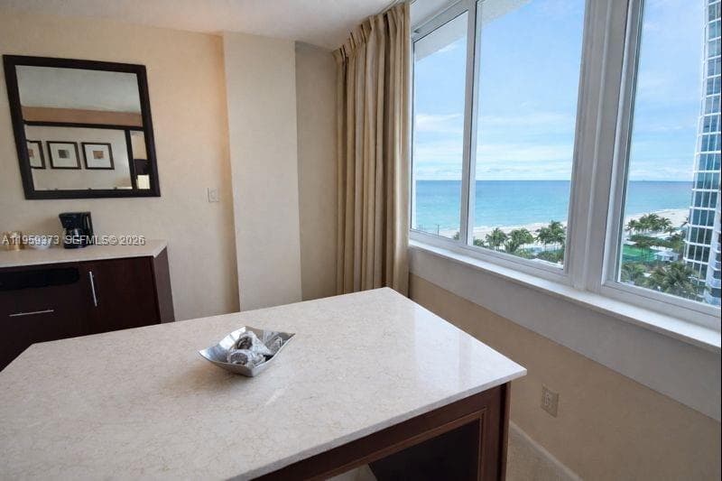19201 Collins Ave # 707, Sunny Isles Beach, FL 33160 photo 3