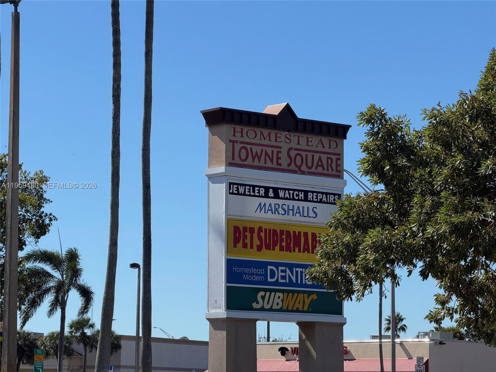 827 N Homestead Blvd, Homestead, FL 33030