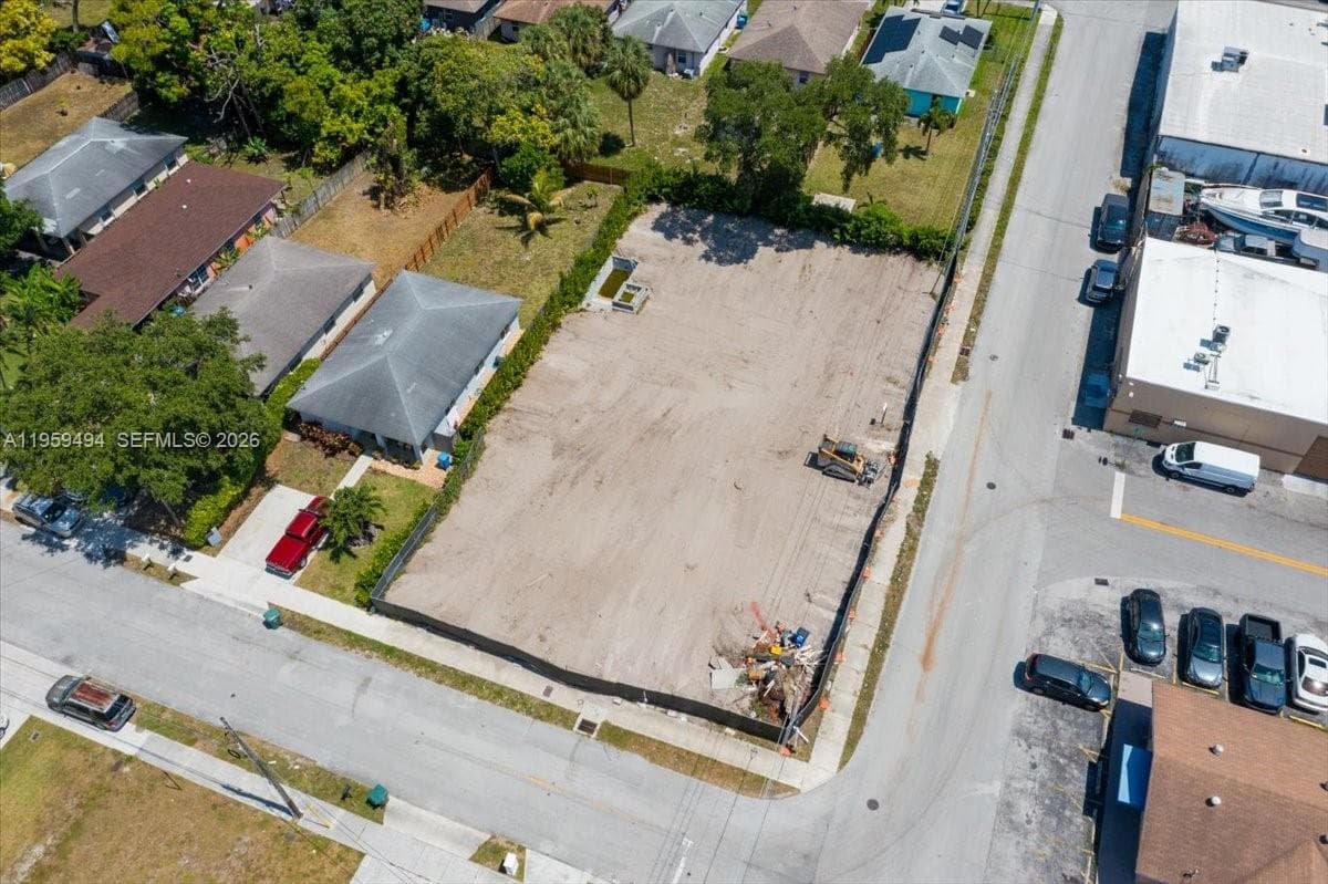 3250 NE 3rd Ave, Oakland Park, FL 33334 photo 3