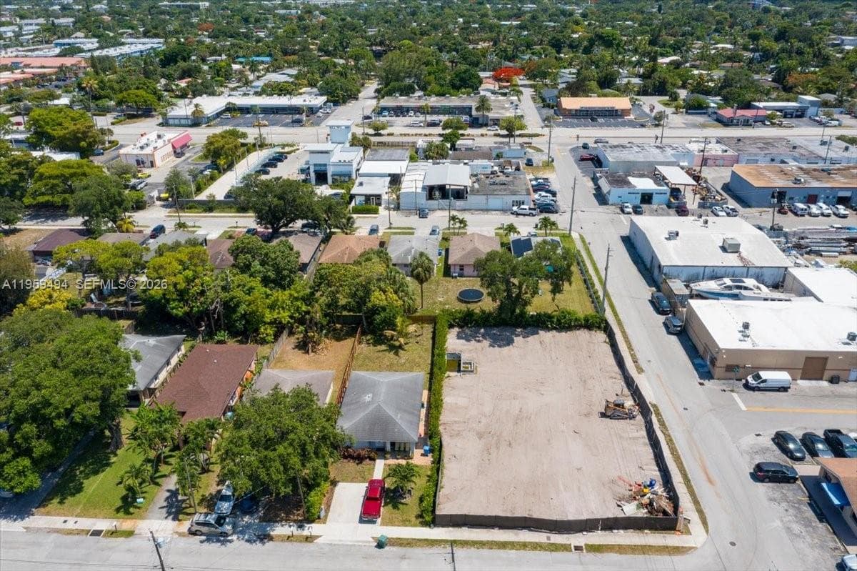 3250 NE 3rd Ave, Oakland Park, FL 33334 photo 4