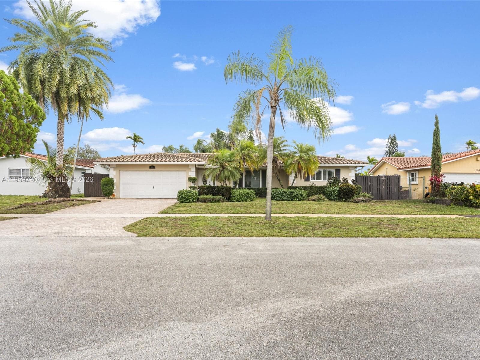 1113 N 46th Ter, Hollywood, FL 33021 photo 3
