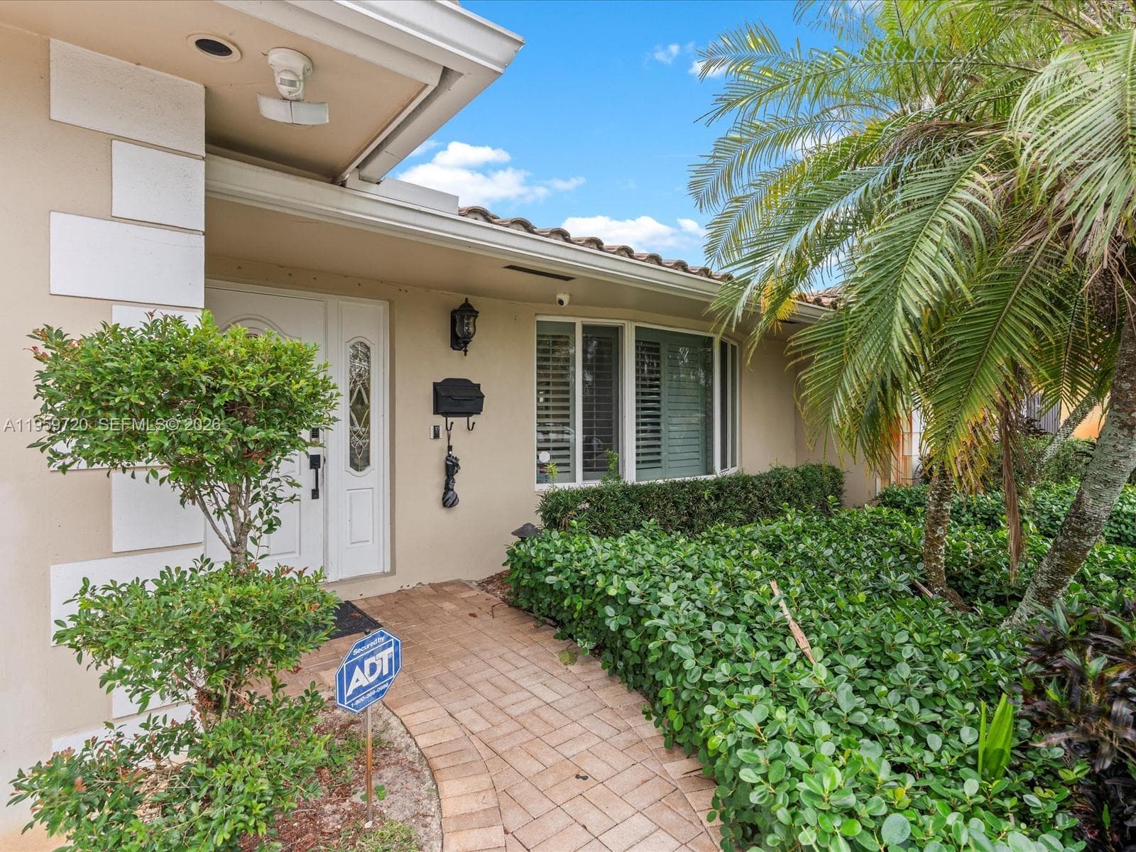 1113 N 46th Ter, Hollywood, FL 33021 photo 5